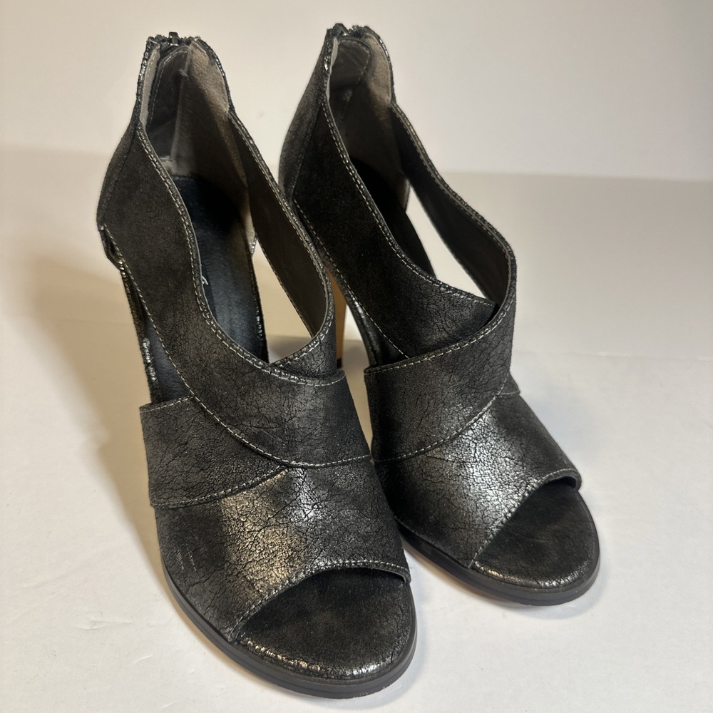 Michael Antonio Size 7. High Stiletto Peek S.A. Toe Shoes Metallic Charcoal Gray